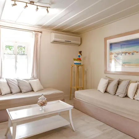 Teacher's House Gasthuis 4*