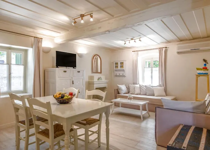 Teacher's House Guest house